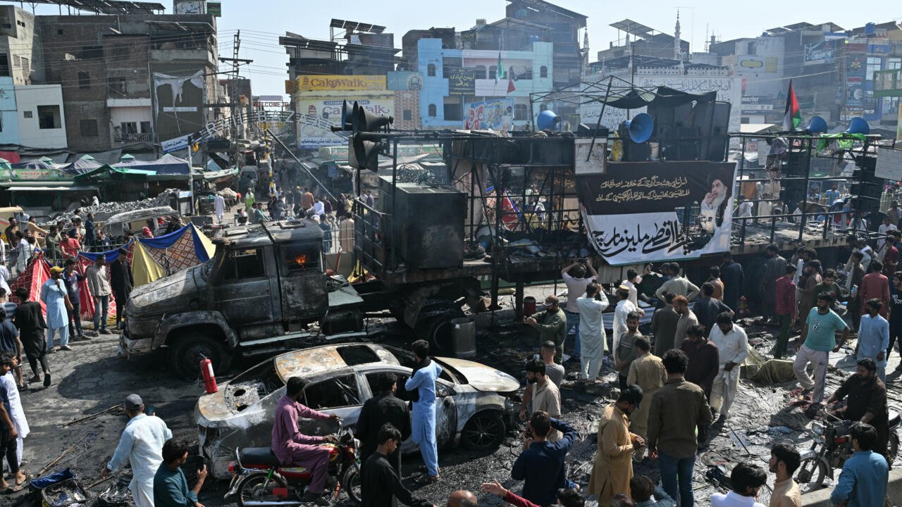 Pakistan Police Clash with Protesters